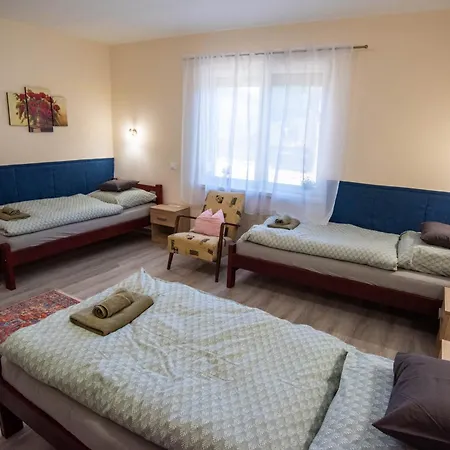 Apartment Fanni Vendeghaza *